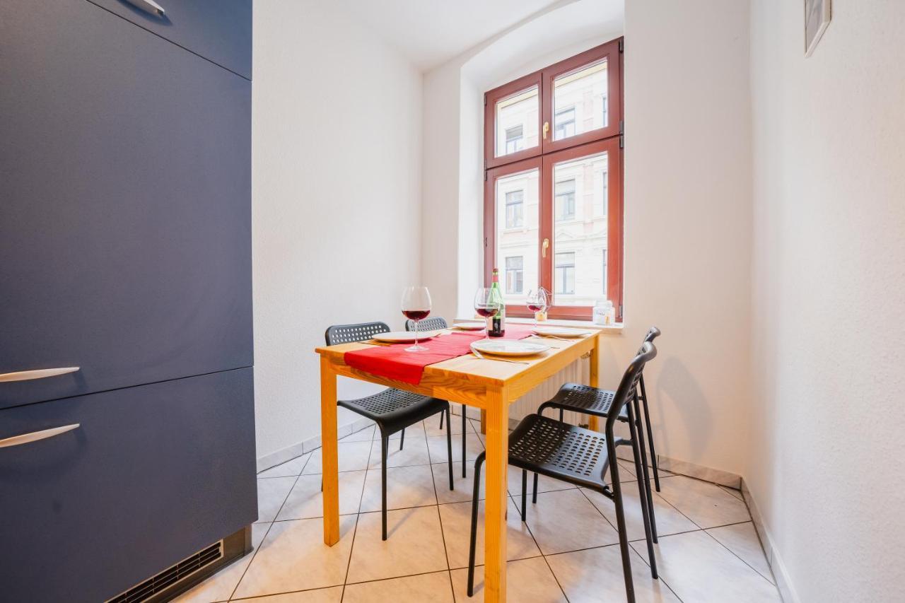Blue Chili 08 - Magdeburg 2-Zimmer Altbau, Wi-Fi, 5 Pax Kültér fotó